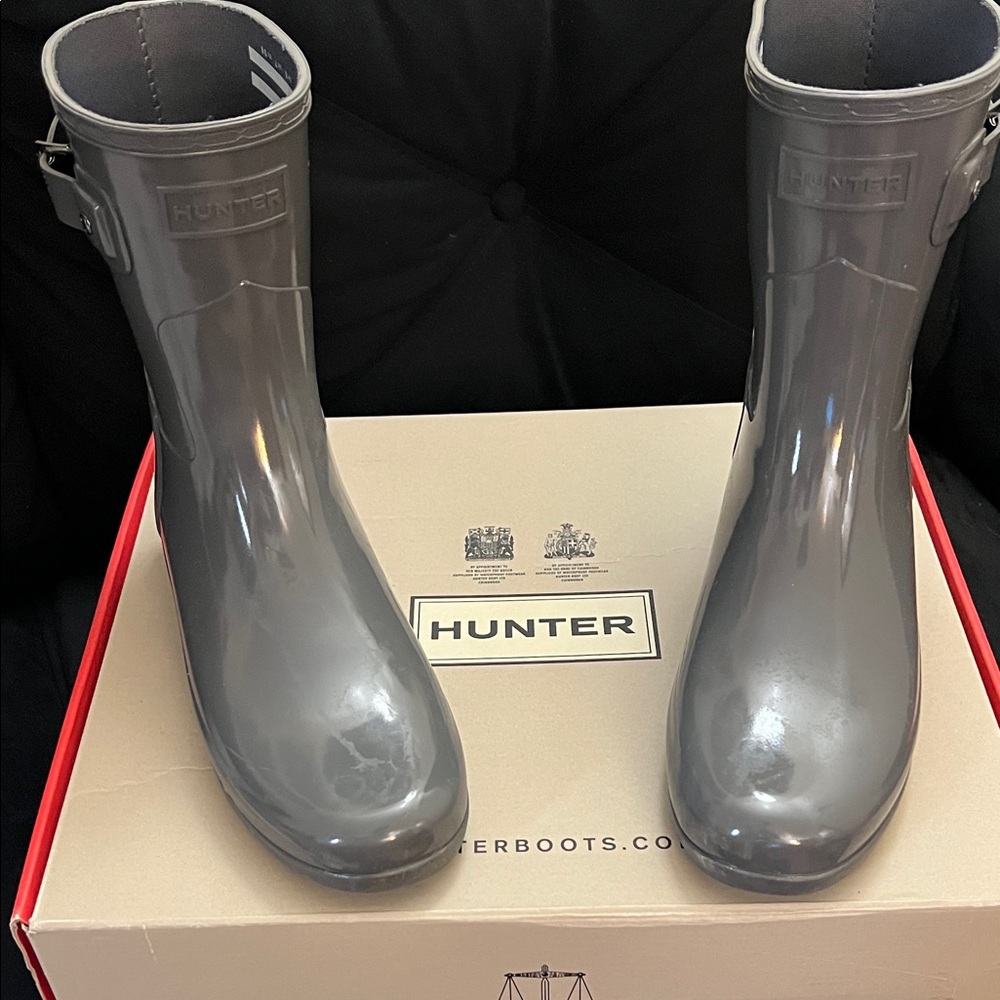 Hunter Charcoal Glossy Boots
